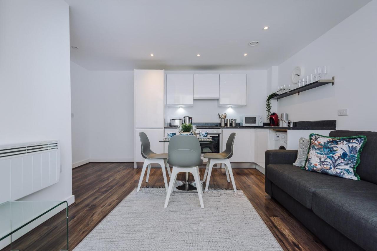 Host & Stay - Waterfront Penthouse Liverpool Ngoại thất bức ảnh