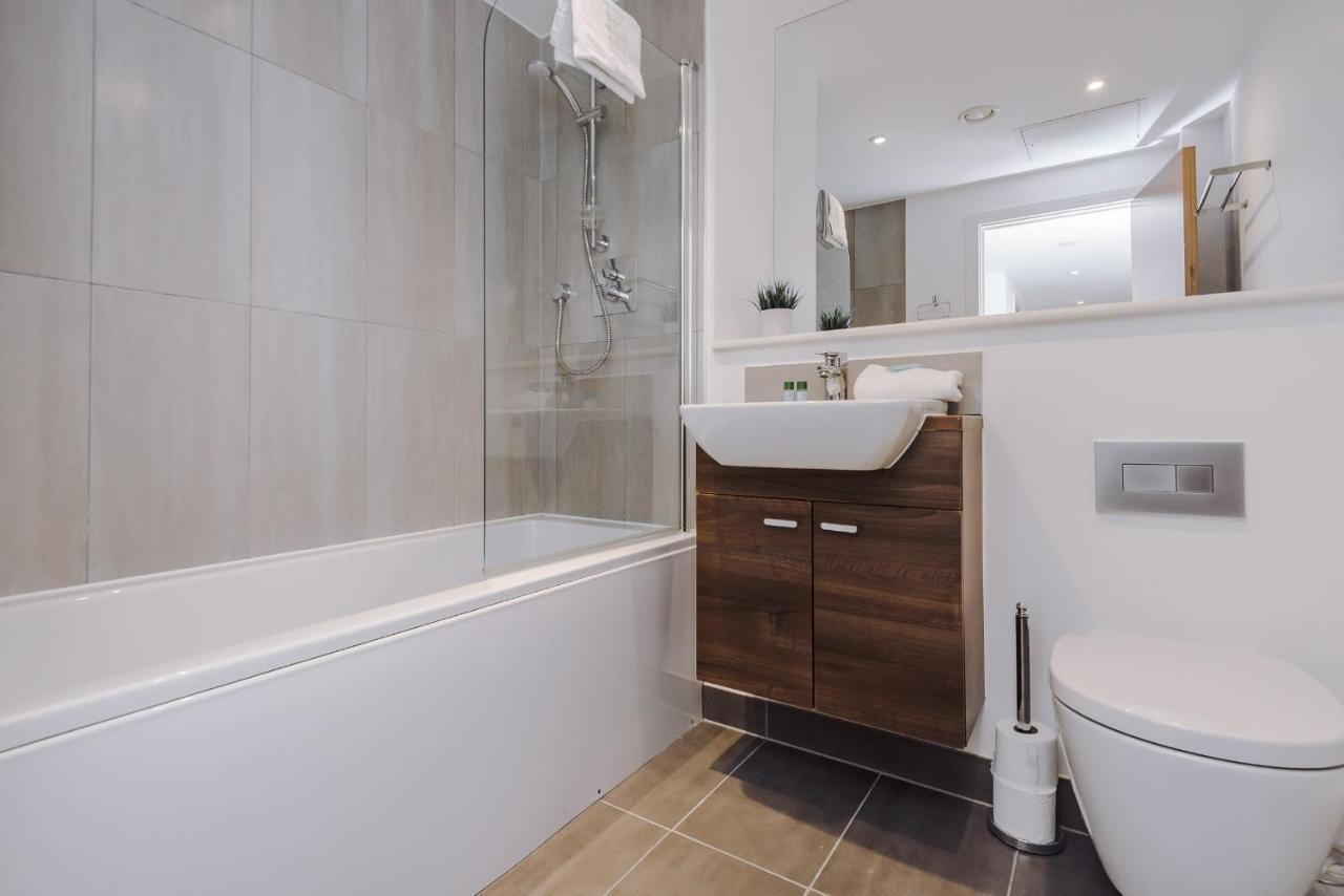 Host & Stay - Waterfront Penthouse Liverpool Ngoại thất bức ảnh